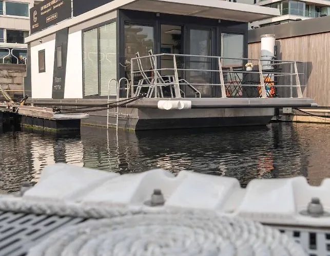 Houseboat-Oostende
